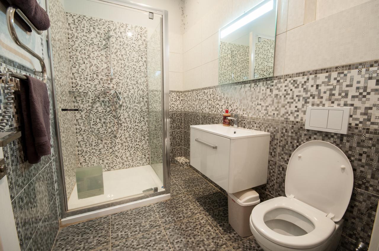 Wonderful Flat On City Center Ужгород Екстериор снимка