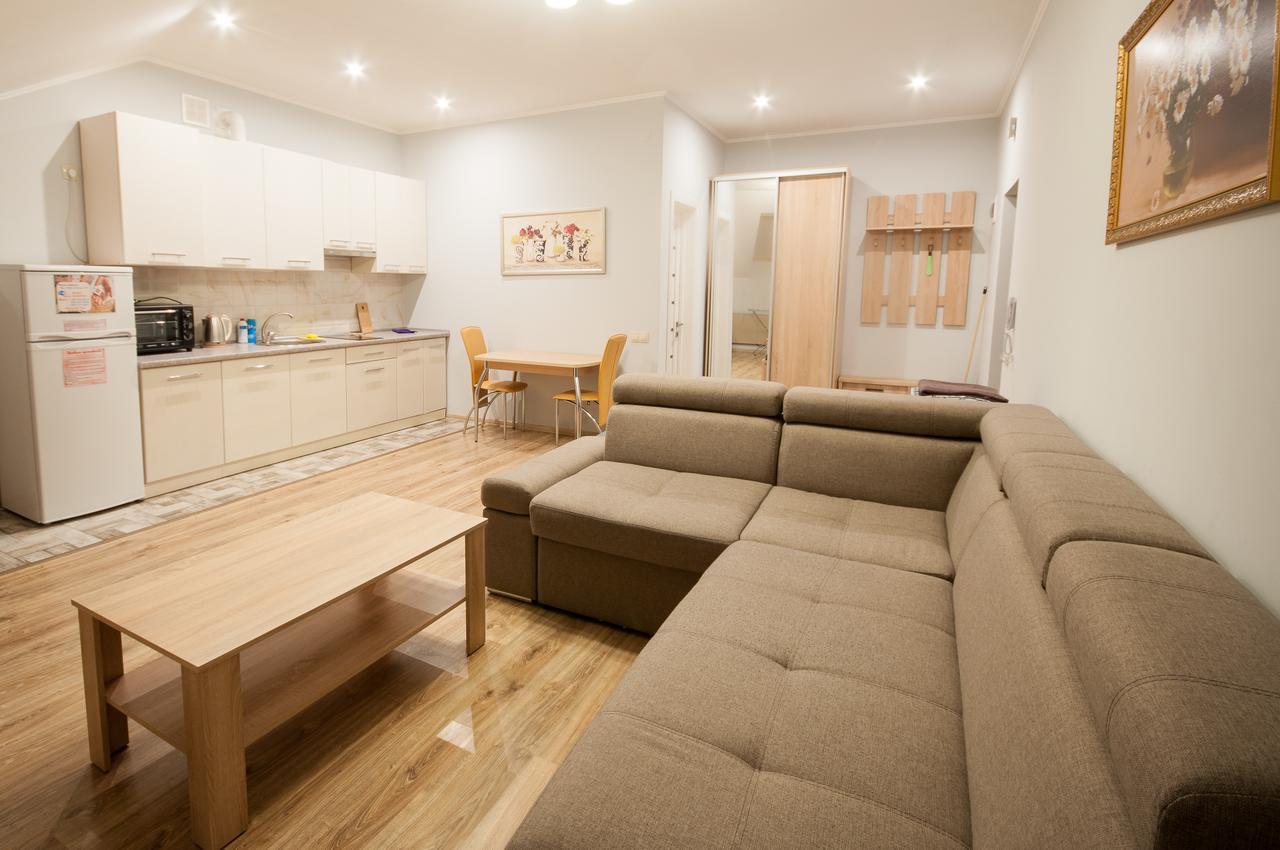 Wonderful Flat On City Center Ужгород Екстериор снимка